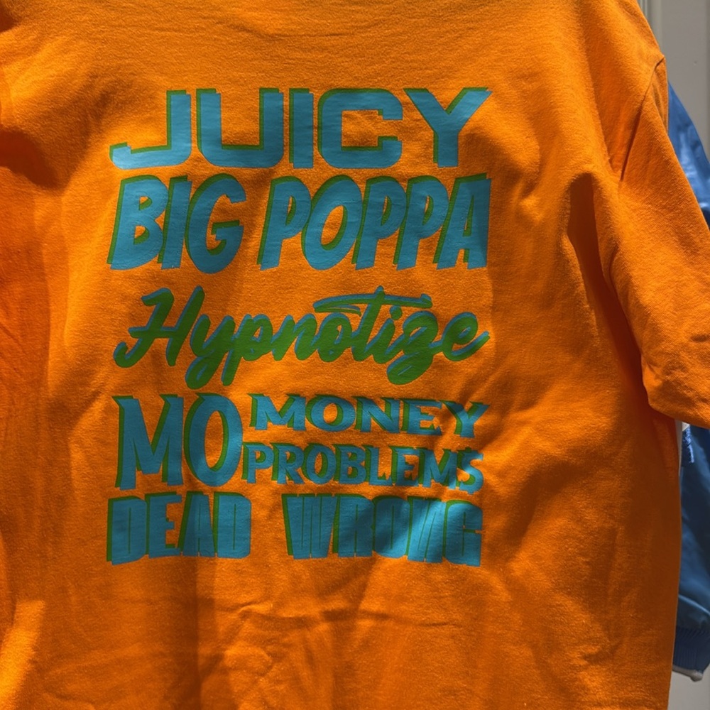 Notorious Tee - Picture 2 of 2